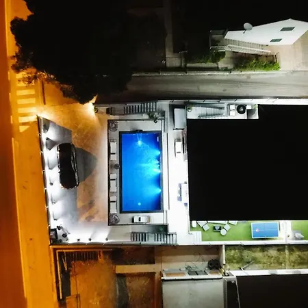 Eleganza Apartment *