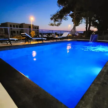 Eleganza Apartment *