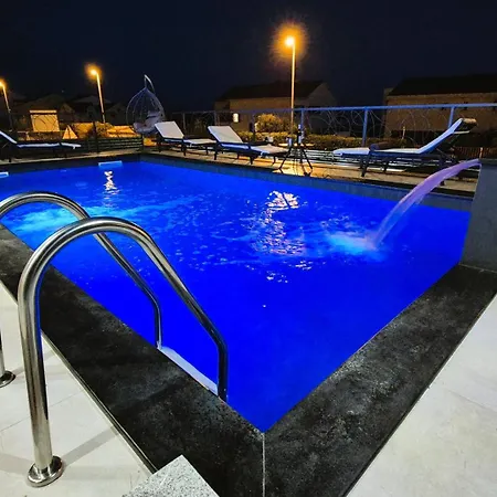 Eleganza Brodarica (Sibenik-Knin)