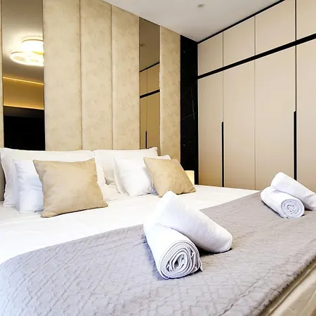 Eleganza Apartment *