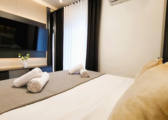 Eleganza Brodarica (Sibenik-Knin)