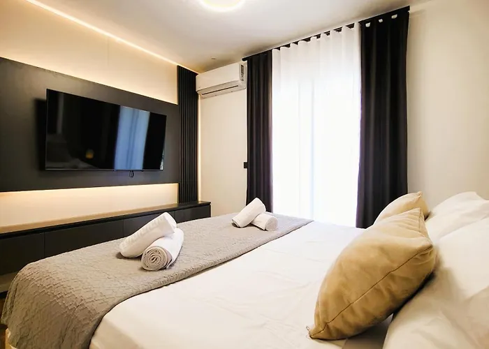 Eleganza Brodarica (Sibenik-Knin)