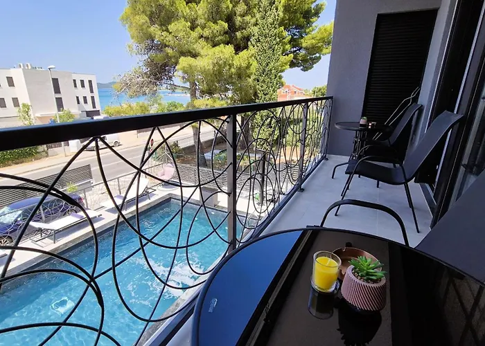 Eleganza Brodarica (Sibenik-Knin)